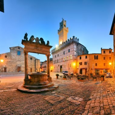 Italy, Tuscany, Siena district, Val di Chiana, Montepulciano, Montepulciano at dusk